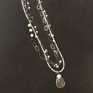 PREMIER DESIGNS NECKLACE